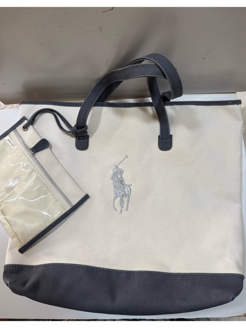 Ralph Lauren White/Cream Canvas Bag Tote with Black Trim and Matching Zip Pouch - Picture 11 of 16